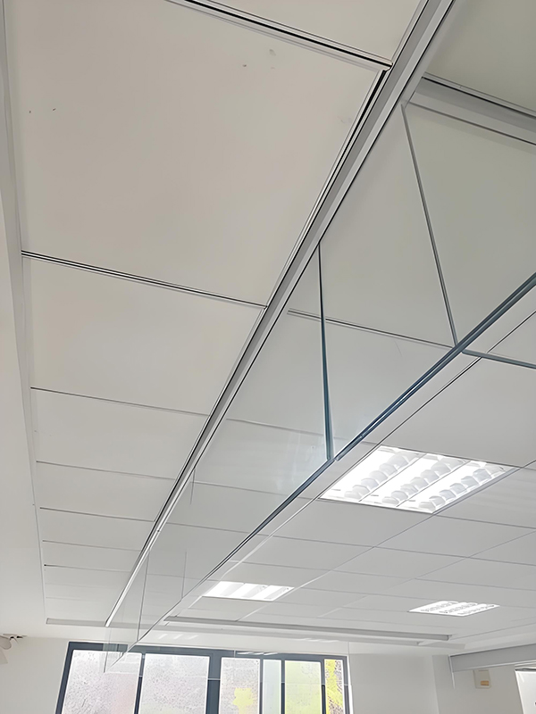 礼泉玻璃礼泉挡烟垂壁