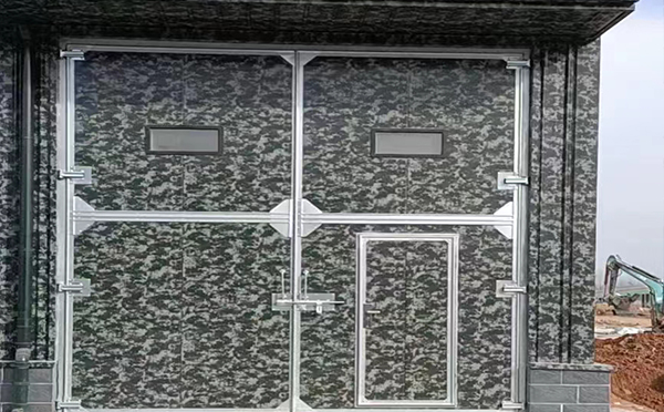 礼泉工业平开门