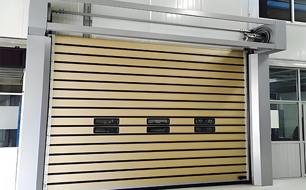 礼泉硬质快速门