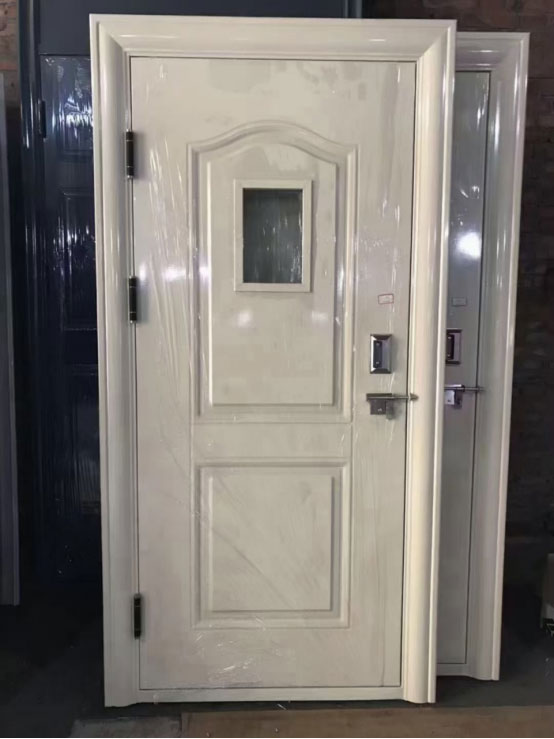 礼泉学校教室门