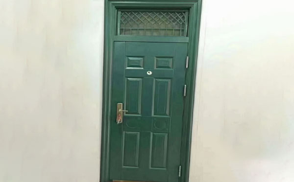 礼泉学校教室门