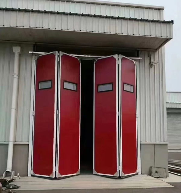 礼泉工业折叠门在大型装配车间出入口的应用实例